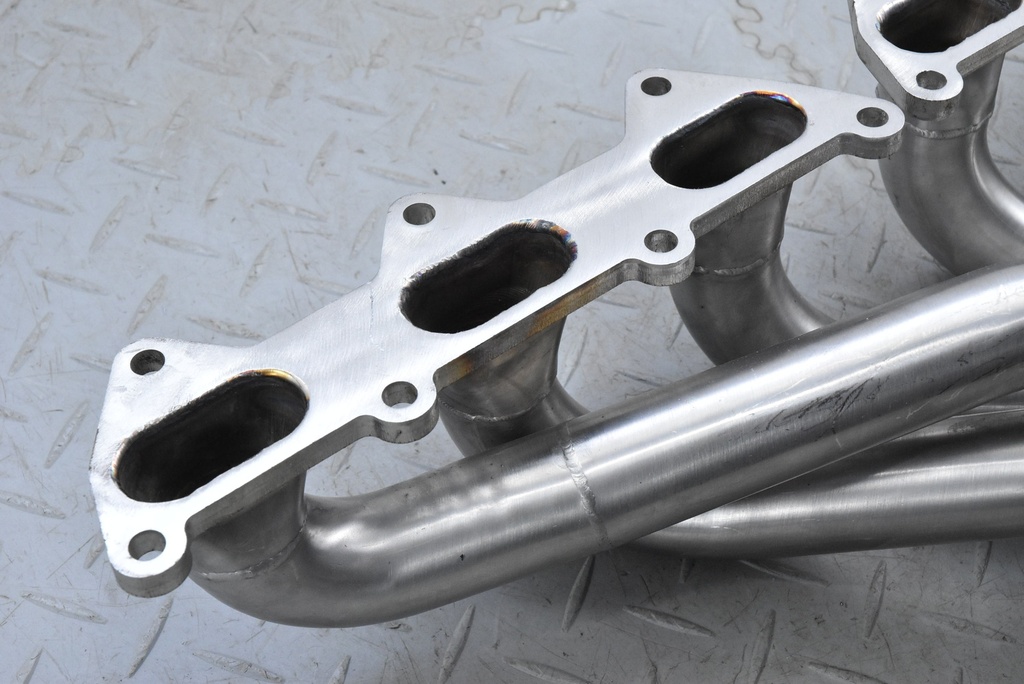 COMPLETE XJS AJ16 4.0 LATE TUBULAR MANIFOLD BOXED EXHAUST COMPLETE XJS AJ16 4.0 LATE TUBULAR MANIFOLD BOXED EXHAUST